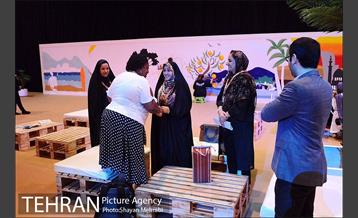 دیدار زهرا بهروزآذر مدیرکل امور بانوان شهرداری تهران با آنجلا مواى  12