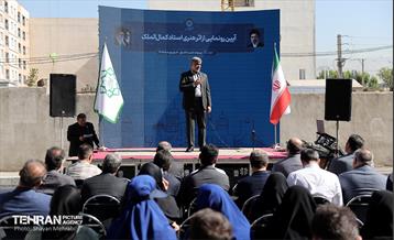 رونمایی مجسمه استاد کمال الملک 33