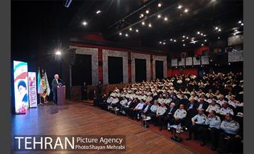 نشست مشترک شهردار تهران با فرماندهان محترم نیروی انتظامی تهران بزرگ 30