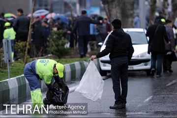 خدمات شهرداری تهران در پایان راهپیمایی یوم الله 22 بهمن 19
