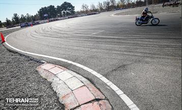 دومین دوره مسابقات موتورسواری سرعت  10