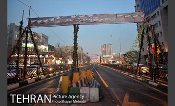 96-11-21 آذین بندی خیابان ها به مناسبت 22 بهمن 19