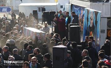 تشییع پیکر شهدای مدافع حرم در شهرک شهید محلاتی 14