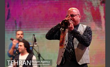 کنسرت گروه رستاک‎ 18