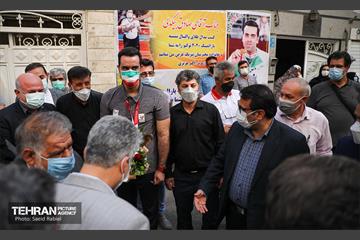 استقبال اهالی منطقه 17 از صادق بیگدلی قهرمان پاراالمپیک 2020 توکیو 1