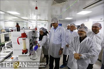 بازدید شهردار تهران از شرکت پرسیس ژن 17