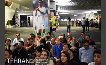 تماشای مسابقات جام جهانی فوتبال  12