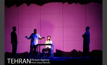 نمایش فصل وصل در باغ موزه دفاع مقدس 17