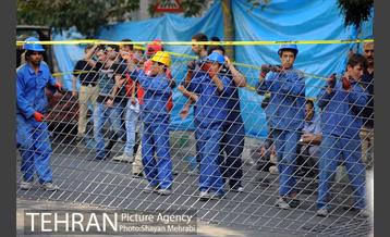 ریزش بخشی از خیابان پیامبر اتوبان ستاری -2 43