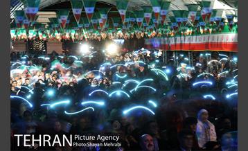 جشن بزرگ روز جمهوری اسلامی در منطقه گردشگری عباس آباد 8