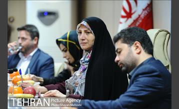 حضور زهرا نژاد بهرام در مرکز ارتباطات شهرداری تهران 5