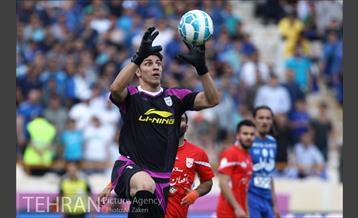 دیدار استقلال و تراکتورسازی در لیگ برتر فوتبال 25