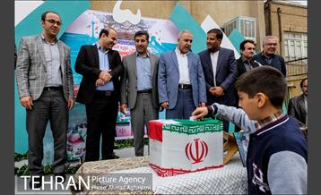 انتخابات شهردار مدرسه شهید کدخدایی 33