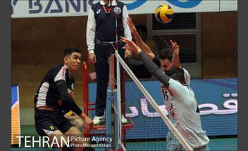 دیدار تیم های والیبال پیکان تهران و پارسه تهران