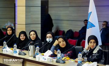 نشست صمیمی دانشجو و شهر در منطقه 5 16