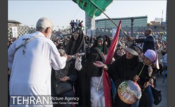 جشن بزرگ عید غدیر در میدان امام حسین(ع)‎ 22