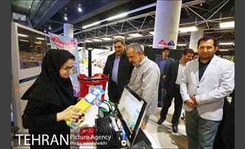 حضور شهردار تهران در باغ کتاب در کمپین با مهر تا مهر 7