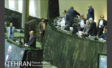 حضور شهردار تهران در جلسه علنی مجلس شورای اسلامی 19