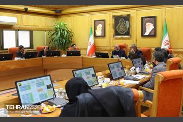 نشست بررسی زمینه های تحقق تولید ۱۰۵ دستگاه واگن قطار شهری 15