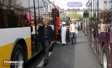 خدمات‌رسانی شهرداری تهران در نماز عید فطر مصلی تهران 17