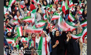 اولین حضور بانوان در رقابت های ملی فوتبال ایران 2 16