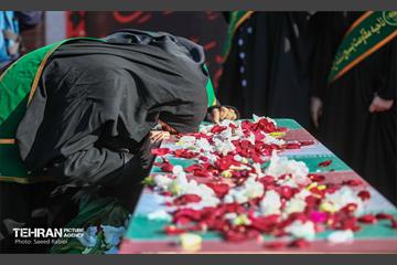 مراسم تشییع پیکر دو شهید گمنام دفاع مقدس در منطقه 11