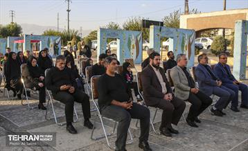 اکران نماپرچم و ابرپرچم‌های طرح حرم رضوی در باب الرضای پایتخت 10