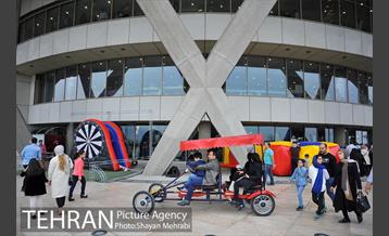 برج میلاد تهران در ایام نوروز 11