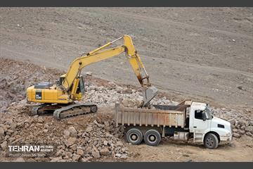 اینجا کارگاهه؛ بزرگراه شهید شوشتری 10