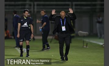 دیدار تیم های استقلال تهران و ذوب آهن اصفهان 13