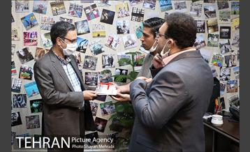 بازدید مدیرعامل مترو از آژانس عکس تهران و استودیو شهر 15