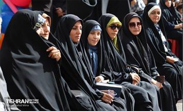 جشن شکوفه‌ها در منطقه ۱1 31