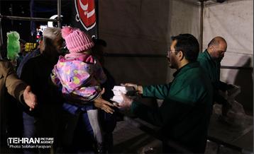 افطاری سیزدهم فروردین در بوستان لاله 14