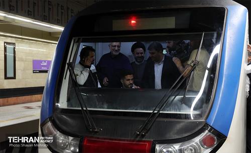 آیین تست گرم مسیر پایانی خط ۷ مترو تهران و بهره‌برداری از ورودی دوم ایستگاه آهنگ 45