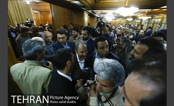 جلسه شورای شهر با موضوع استعفای شهردار تهران 35