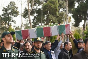 تشییع پیکر مطهر دو شهید گمنام 11