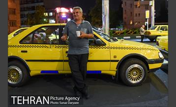 مراسم افطاری ساده در پایانه های تاکسیرانی شهر تهران 1