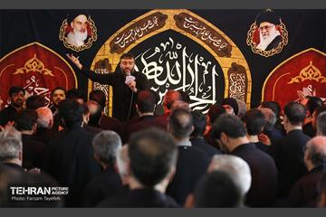 نماز جمعه عاشورایی در منطقه ۵ 1