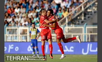 دیدار گسترش فولاد و پرسپولیس در لیگ برتر فوتبال 16