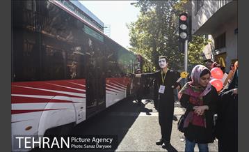 تشویق فرهنگ احترام به خطوط عابر پیاده 5