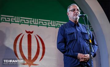 سخنرانی شهردار تهران در تجمع شبانه میدان انقلاب