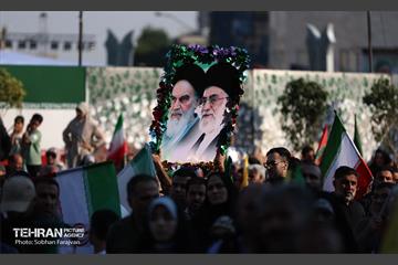 مهمانی ۱۰ کیلومتری عید غدیر در تهران - 3 45
