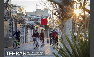 پویش سه شنبه های بدون خودرو در منطقه 8