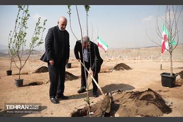 نشست خبری معاون خدمات شهری و محیط زیست 5