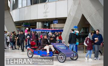 نوروزگاه برج میلاد تهران 17