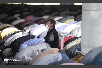 اقامه نماز عید سعید فطر در دانشگاه تهران 43