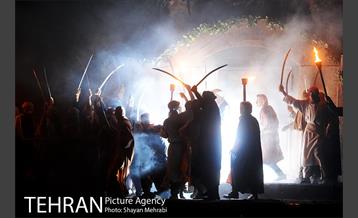 نمایش فصل وصل در باغ موزه دفاع مقدس 14