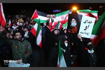 چهل‌و‌سومین شب اجتماع دفاع از انقلاب 33