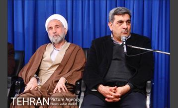 دیدار شهردار تهارن با آیت الله العظمی نوری همدانی  12