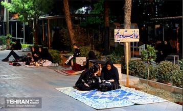 مراسم احیای شب‌ بیست‌ویکم ماه مبارک رمضان در بهشت زهرا(س) 36